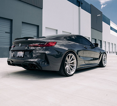Фото дисков Brixton Forged R11-R на BMW 8/M8