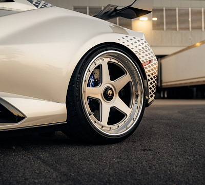 Фото дисков Vossen GEN-01 (3-Piece) на Lamborghini Huracan