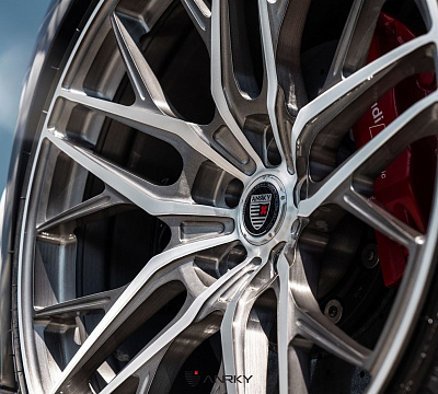 Фото дисков Anrky RS2.1 на Audi R8 (4S)