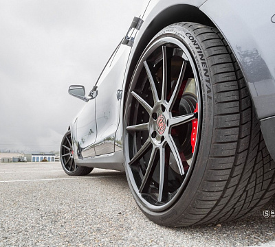 Фото дисков Strasse Wheels R10 Deep Concave на Tesla Model S