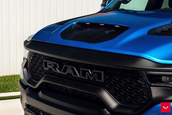 Фото дисков Vossen HF6-5 Черный сатин на Ram 1500 V
