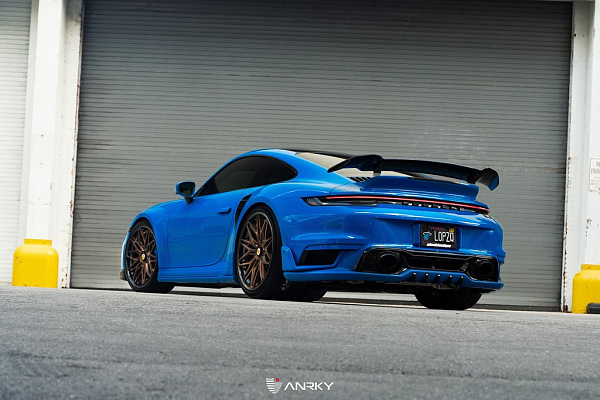 Фото дисков Anrky S3-X1 Сатиновая бронза на Porsche 911 VIII