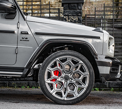 Фото дисков Kahn Type 57 RS на Mercedes-Benz G-Class III