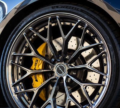 Фото дисков Brixton Forged CM6-R на Mercedes-Benz AMG GT I