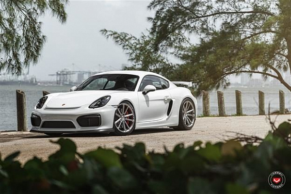 Porsche 718 Cayman