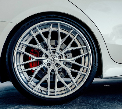 Фото дисков Strasse Wheels SV10M Deep Concave FS на Mercedes-Benz AMG GT I