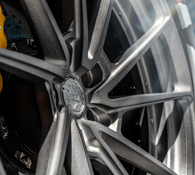 Фото дисков Anrky AN23 на McLaren 720S