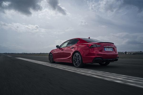 Фото дисков Maserati ORIONE  на Maserati Ghibli