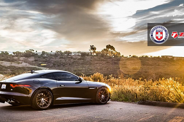 Фото дисков HRE P104 Сатиновая бронза на Jaguar F-Type