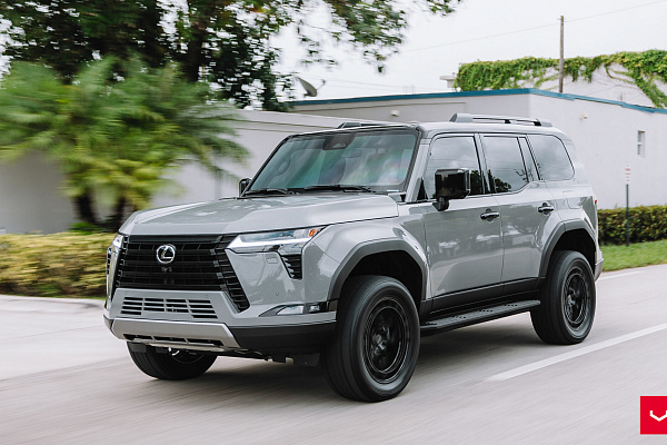 Фото дисков Vossen HFX-1 (6-Lug) Черный глянец на Lexus GX III