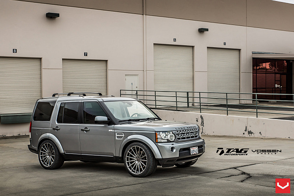 Фото дисков Vossen VFS-2 Серебро на Land Rover Discovery IV