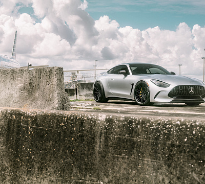 Фото дисков Vossen VPS-4 на Mercedes-Benz AMG GT II
