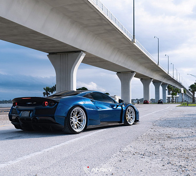 Фото дисков Anrky RS2.3 на Ferrari F8
