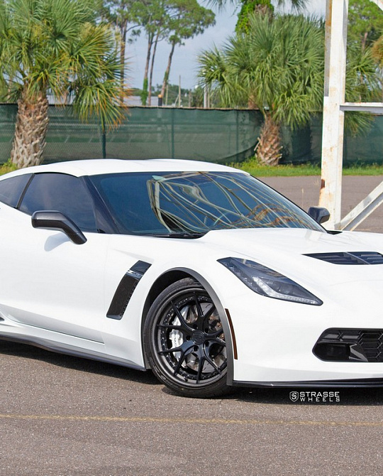 Фото дисков SM5R Deep Concave FS Другой цвет на Chevrolet Corvette C7
