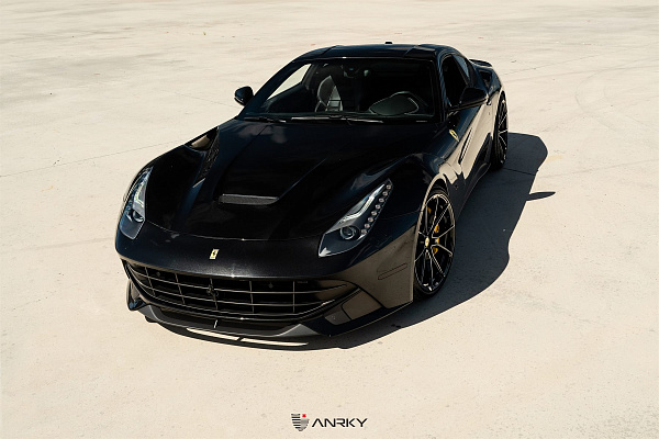 Фото дисков Anrky AN12 Черный глянец на Ferrari F12