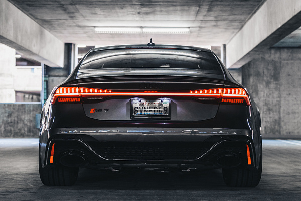 Фото дисков Brixton Forged PF10 Сатиновая темная бронза на Audi A/RS 7 (4K)