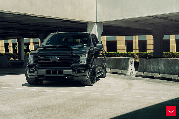 Фото дисков Vossen HF6-5 Черный глянец на Ford F-150 XIII