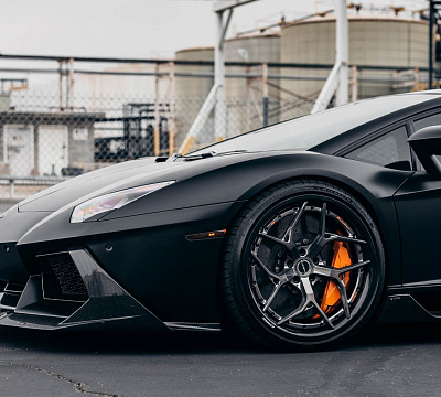 Фото дисков Brixton Forged PF5 на Lamborghini Aventador