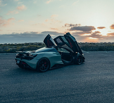Фото дисков Brixton Forged PF7 на McLaren 720S