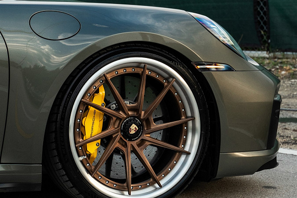 Фото дисков Anrky AN33 Сатиновая бронза на Porsche 911 VIII