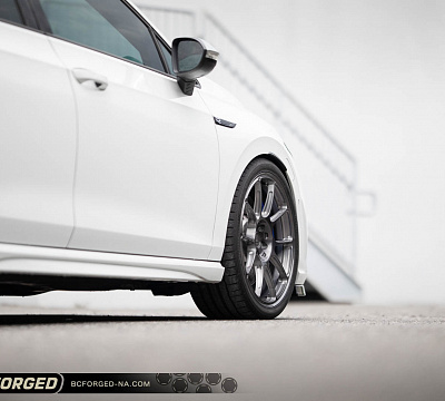 Фото дисков BC Forged KZ15 на Volkswagen Golf VIII