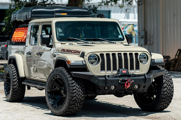 Фото дисков 4PLAY 4P55 Черный глянец на Jeep Gladiator II (JT)