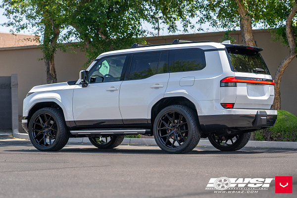 Фото дисков Vossen HF6-4 Черный глянец на Lexus GX III