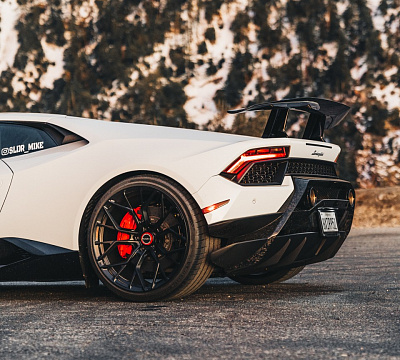 Фото дисков Brixton Forged PF10 на Lamborghini Huracan