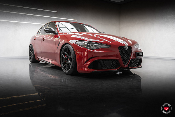 Фото дисков Vossen EVO-4R Черный сатин на Alfa Romeo Giulia II (952)