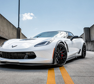 Фото дисков Vossen HF-2 на Chevrolet Corvette C7