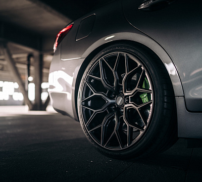 Фото дисков Vossen HF-2 на Infiniti Q50