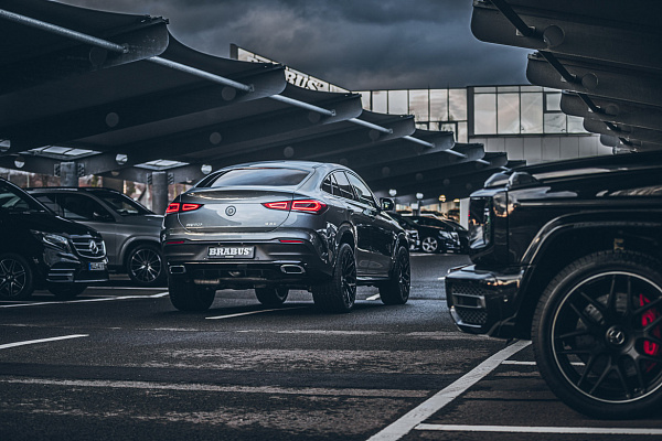 Фото дисков BRABUS Monoblock Y (Platinum Edition) Черный глянец на Mercedes-Benz GLE II