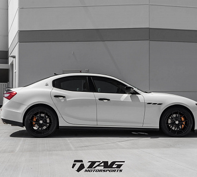 Фото дисков HRE P101 на Maserati Ghibli