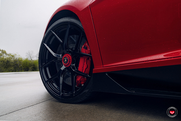 Фото дисков Vossen S21-01 Черный глянец на Lamborghini Aventador