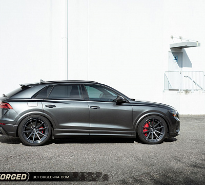 Фото дисков BC Forged HCA191 на Audi Q8