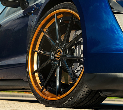 Фото дисков Strasse Wheels SV10 Deep Concave FS на Porsche Taycan I