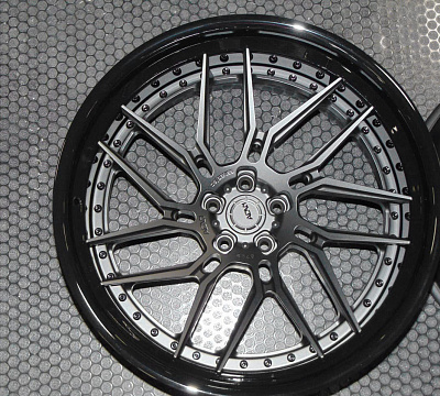 ADV.1 ADV7R Track Spec CS