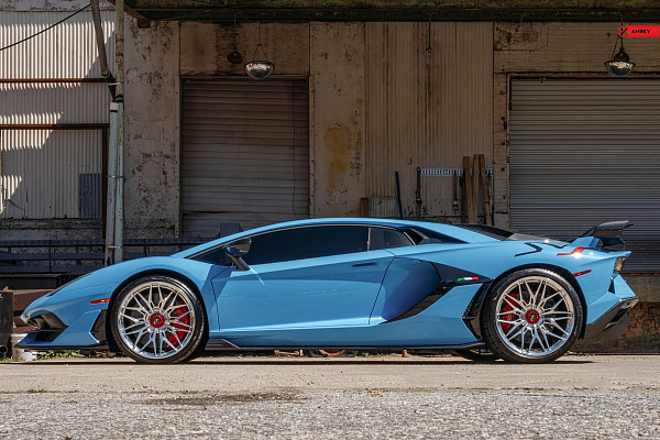 Фото дисков Anrky S1-X1 Полированный лак на Lamborghini Aventador