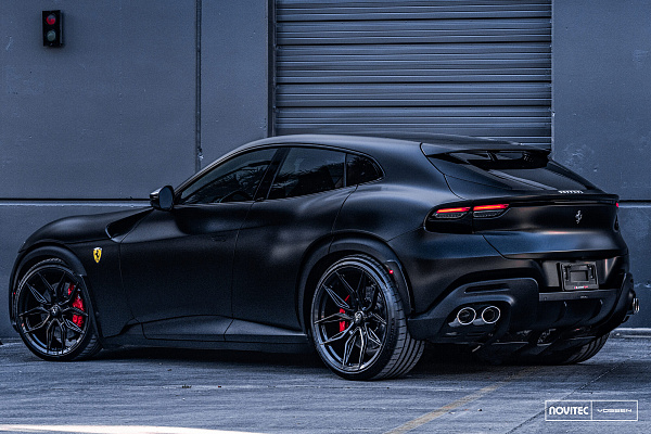 Фото дисков NOVITEC NF11 Черный глянец на Ferrari Purosangue