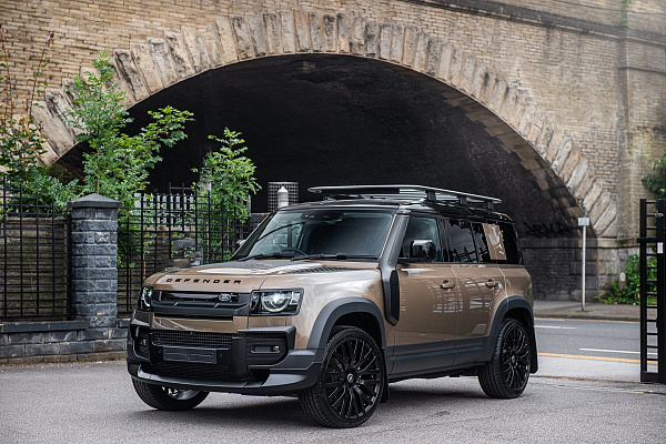 Land Rover Defender II