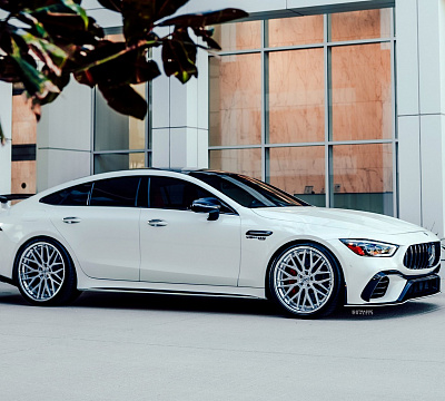Фото дисков Strasse Wheels SV10M Deep Concave FS на Mercedes-Benz AMG GT I