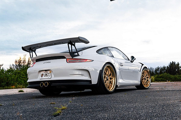 Фото дисков Anrky RS1 Сатиновое золото на Porsche 911 VII