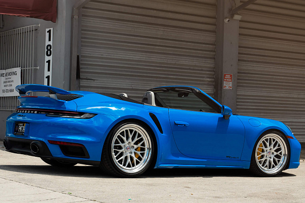 Фото дисков HRE 520 Глянцевый лак на Porsche 911 VIII