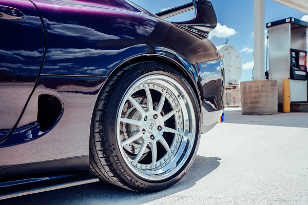Фото дисков Strasse Wheels R10 Performance Глянцевый лак на Toyota Supra A80