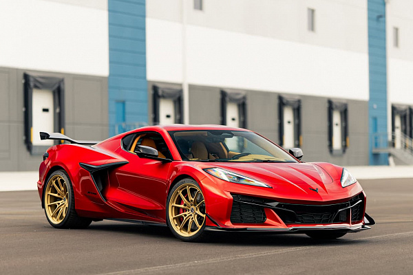 Фото дисков Brixton Forged PF11 R / RS Сатиновое золото на Chevrolet Corvette C8