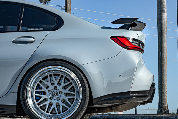 Фото дисков Strasse Wheels SM10 Track Другой цвет на BMW 3/M3 (G2x/G80)