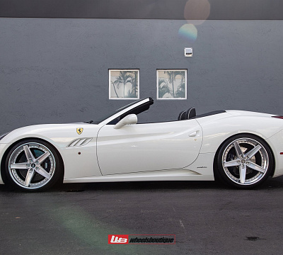 Фото дисков Anrky AN35 на Ferrari California