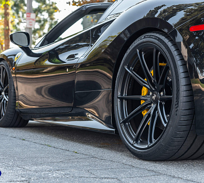 Фото дисков HRE P104SC на Ferrari 488