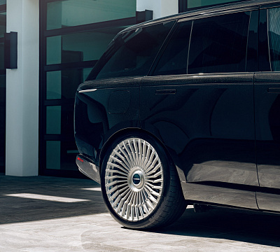 Фото дисков Vossen UV-5 на Land Rover Range Rover V