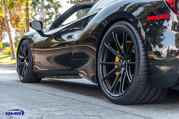 Фото дисков HRE P104SC Черный сатин на Ferrari 488